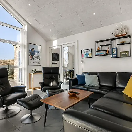 Newly Built Luxury House Right By The Sea - Sj560 هاربور