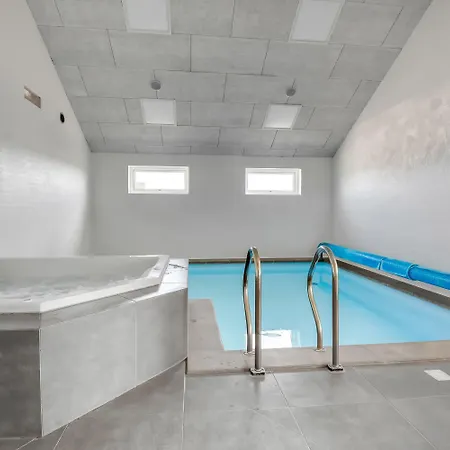 Newly Built Luxury House Right By The Sea - Sj560 بيت للعطل