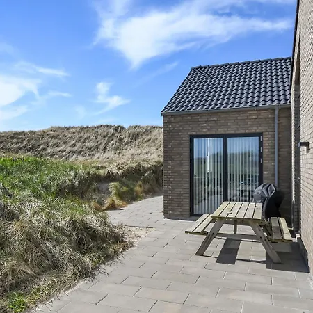Newly Built Luxury House Right By The Sea - Sj560