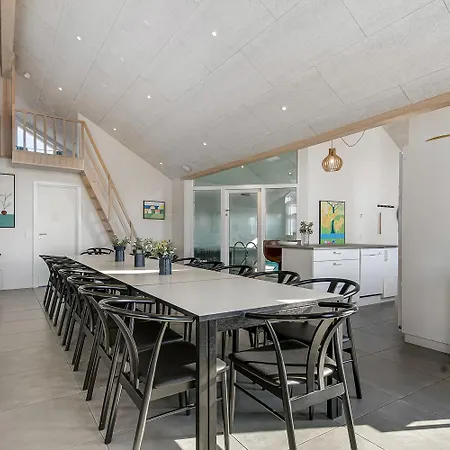 Newly Built Luxury House Right By The Sea - Sj560 Vakantiehuis