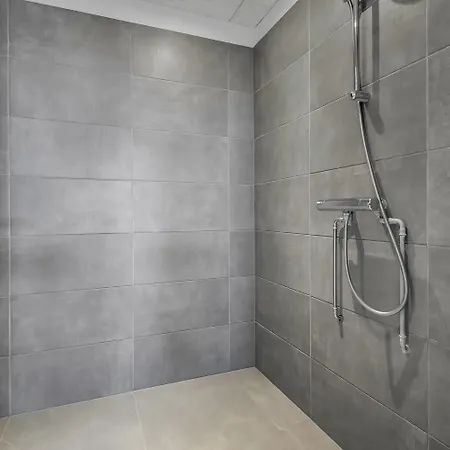 Newly Built Luxury House Right By The Sea - Sj560 بيت للعطل هاربور